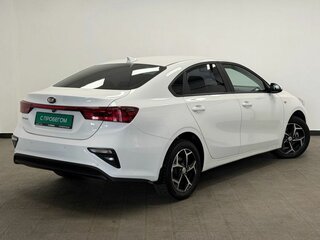 2021 Kia Cerato IV, белый, 1850000 рублей, вид 2