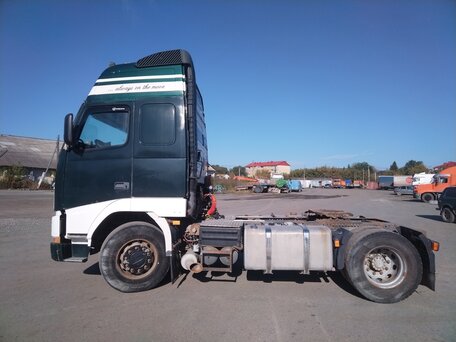 1999 Volvo FH, зелёный, 900000 рублей, вид 3