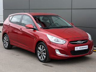 2013 Hyundai Solaris I, красный, 698000 рублей, вид 3