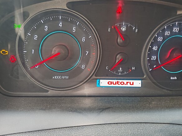 2013 Chevrolet Captiva I Рестайлинг, красный, 800000 рублей - вид 4