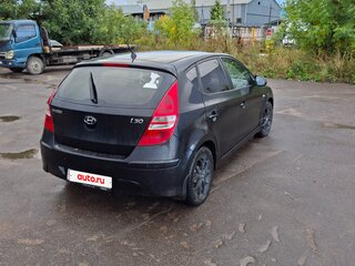 2011 Hyundai i30 I Рестайлинг, чёрный, 550000 рублей, вид 4