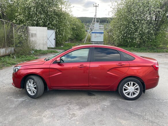 2016 Lada (ВАЗ) Vesta I, красный, 650000 рублей - вид 3