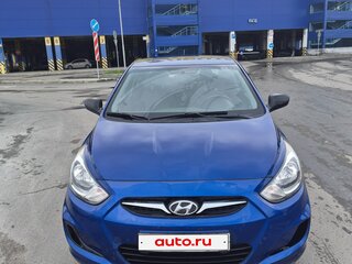 2011 Hyundai Solaris I, синий, 610000 рублей, вид 2