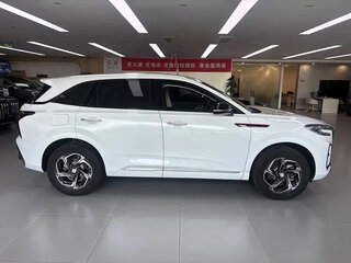 2025 Hongqi HS3, белый, 2900700 рублей, вид 4