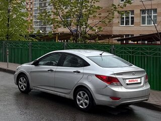 2013 Hyundai Solaris I, серый, 800000 рублей, вид 2
