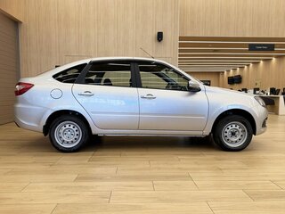 2026 Lada (ВАЗ) Granta I Рестайлинг, серебристый, 1160000 рублей, вид 4