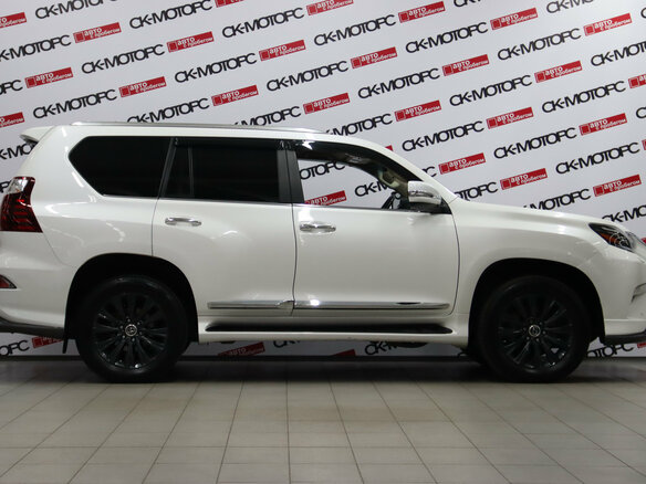 2020 Lexus GX 460 II Рестайлинг 2, белый, 5595950 рублей - вид 2