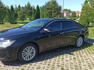 2015 Toyota Camry VII (XV50) Рестайлинг, чёрный, 1800000 рублей, вид 4
