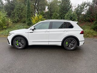 2021 Volkswagen Tiguan II Рестайлинг, белый, 3490000 рублей, вид 1