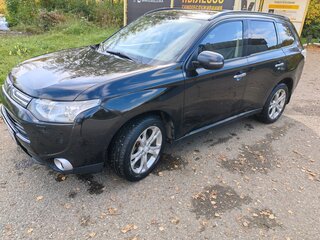2012 Mitsubishi Outlander III, чёрный, 950000 рублей, вид 1
