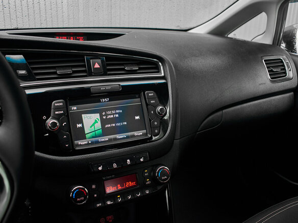 2016 Kia Ceed II Рестайлинг, чёрный, 1350000 рублей - вид 14