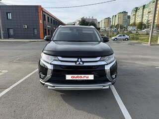2018 Mitsubishi Outlander III Рестайлинг 2, чёрный, 3570000 рублей, вид 3