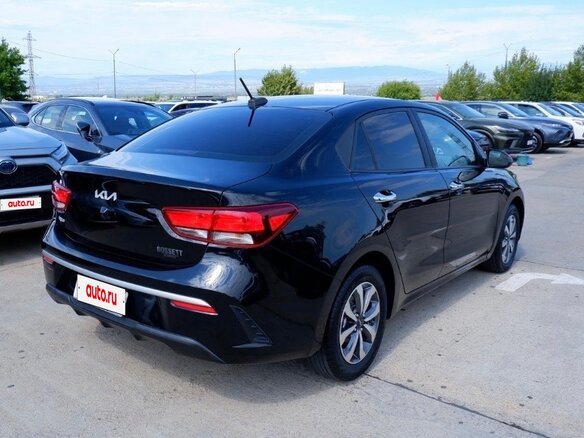 2022 Kia Rio IV Рестайлинг (Global market), чёрный, 1350000 рублей - вид 3