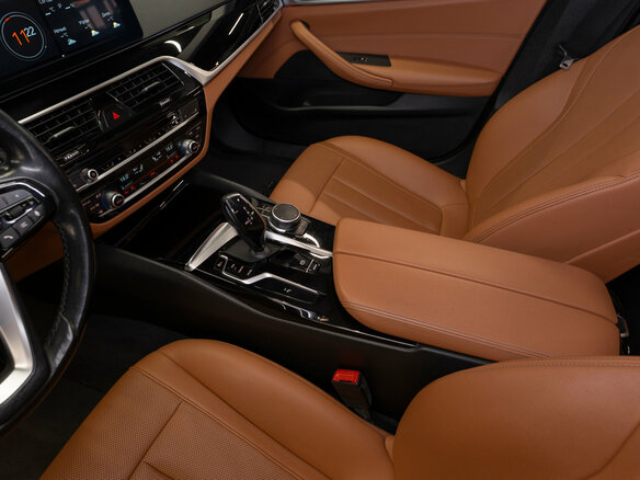 2022 BMW 5 серии 520i VII (G30/G31/G38) Рестайлинг, чёрный - вид 17