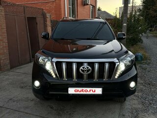 2017 Toyota Land Cruiser Prado 150 Series Рестайлинг 1, чёрный, 3899000 рублей, вид 4