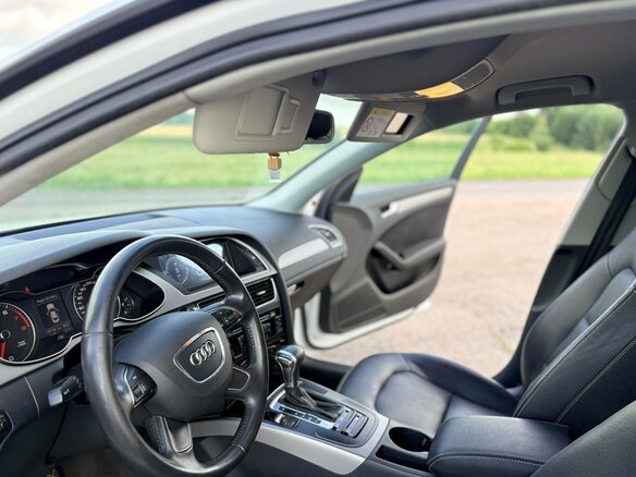 2013 Audi A4 IV (B8) Рестайлинг, белый, 1250000 рублей - вид 7