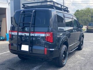 2023 Mitsubishi Delica D:5 I Рестайлинг, чёрный, 2602000 рублей, вид 4