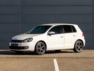 2011 Volkswagen Golf VI, белый, 995000 рублей, вид 1