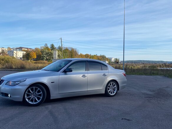 2006 BMW 5 серии 525i V (E60/E61), серебристый, 1200000 рублей - вид 8
