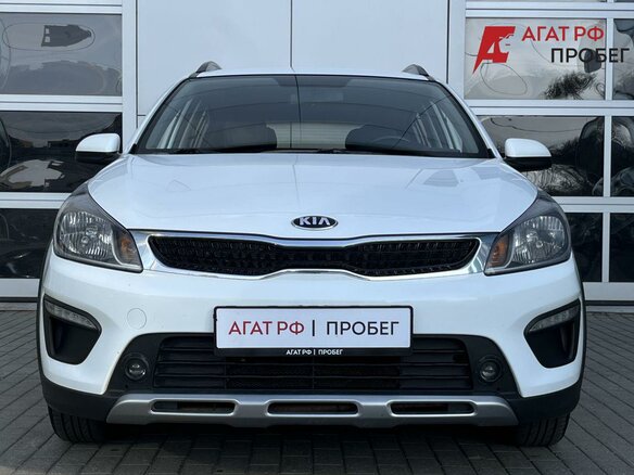 2019 Kia Rio X-Line IV, белый, 1550000 рублей - вид 1
