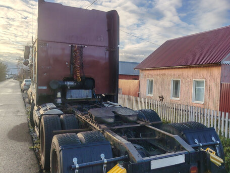 2008 International 9000 Series, красный, 1350000 рублей, вид 5