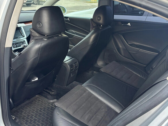 2010 Volkswagen Passat B6, серый, 630000 рублей - вид 3
