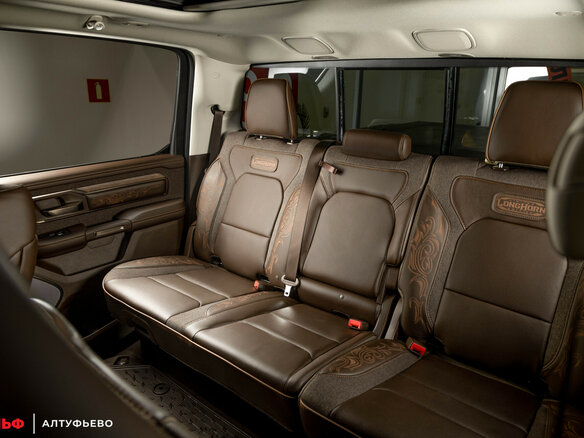 2026 Ram 1500 Crew Cab eTorque V Рестайлинг, чёрный, 11450000 рублей - вид 12