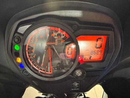 2011 Suzuki Bandit GSF 1250, серый, 790000 рублей, вид 4