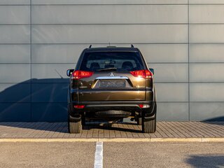 2015 Mitsubishi Pajero Sport II Рестайлинг, серый, 1395000 рублей, вид 5