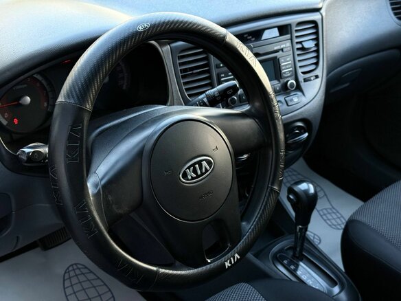 2010 Kia Rio II Рестайлинг, серебристый - вид 17