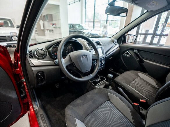 2026 Lada (ВАЗ) Granta I Рестайлинг, красный - вид 12