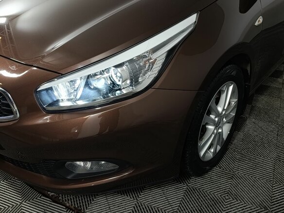 2014 Kia Ceed II, коричневый, 1380000 рублей - вид 16