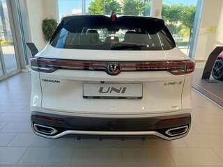 2026 Changan UNI-S I Рестайлинг, белый, 3079900 рублей, вид 4