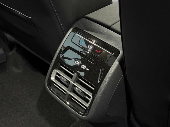 2026 Volkswagen Tiguan L II Рестайлинг (China Market), чёрный, 4775100 рублей - вид 21