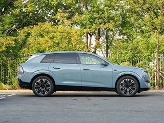 2026 Audi E7X, серебристый, 7868000 рублей, вид 4