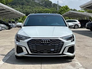 2023 Audi A3 Sportback 35 TFSI IV (8Y), белый, 1610000 рублей, вид 2