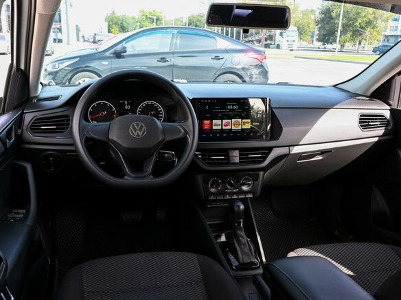 2021 Volkswagen Polo VI, белый - вид 5