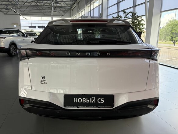 2026 Omoda C5 II, белый, 2629000 рублей - вид 3
