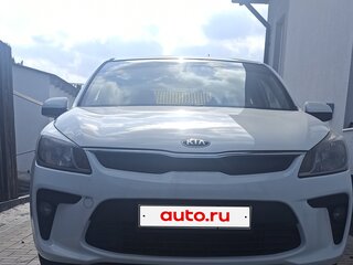 2017 Kia Rio IV, белый, 1200000 рублей, вид 2