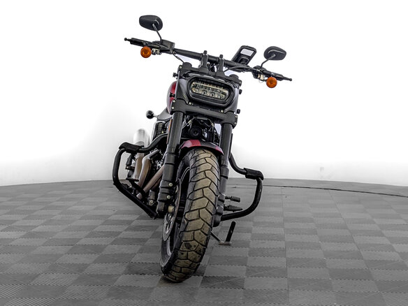 2019 Harley-Davidson Fat Bob, красный, 1449000 рублей - вид 2