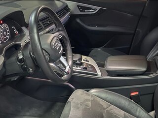 2015 Audi Q7 II (4M), серый, 2950000 рублей, вид 4