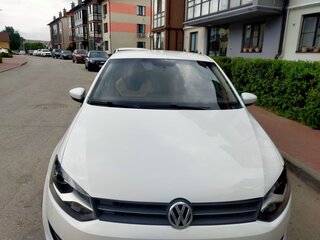 2013 Volkswagen Polo V, белый, 770000 рублей, вид 2