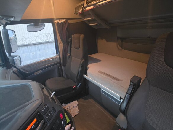 2018 DAF XF, синий, 4050000 рублей - вид 10