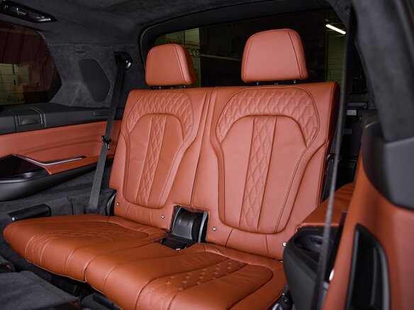 2026 BMW X7 40d I (G07) Рестайлинг, серый, 17925000 рублей - вид 34