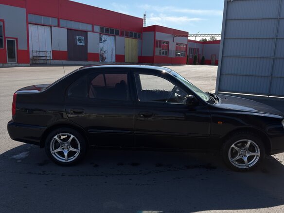 2007 Hyundai Accent ТагАЗ II, чёрный, 350000 рублей - вид 2