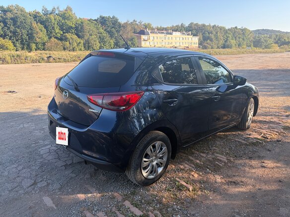2021 Mazda 2 III (DJ) Рестайлинг, синий, 1000000 рублей - вид 4