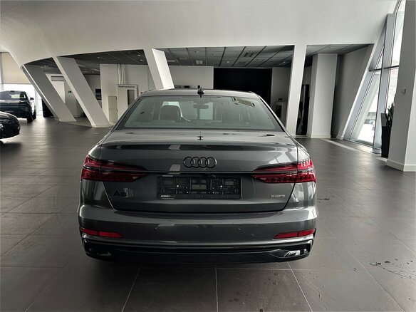 2025 Audi A6 45 TFSI V (C8) Рестайлинг, серый, 9580000 рублей - вид 5