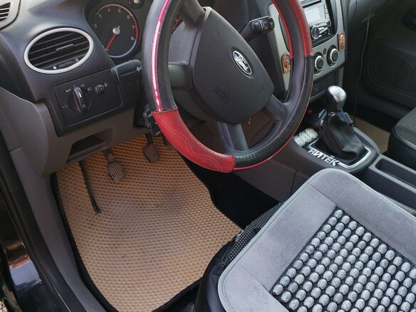2010 Ford Focus II Рестайлинг, чёрный, 392000 рублей - вид 7