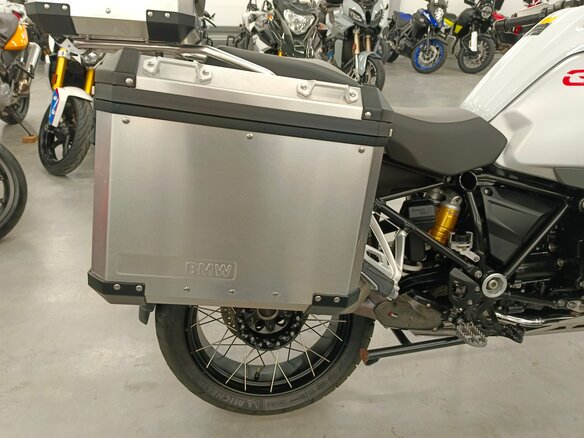 2015 BMW R 1200 GS Adventure, серебристый, 1490000 рублей - вид 13