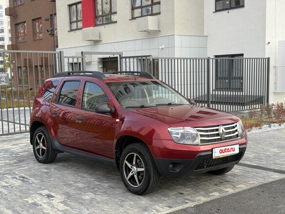 2014 Renault Duster I, красный, 1045000 рублей